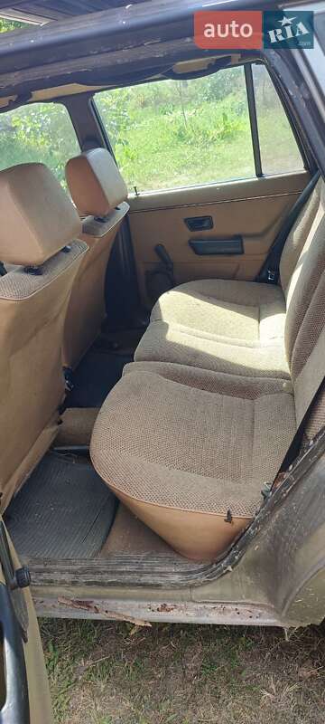 Универсал Volkswagen Passat 1986 в Малине