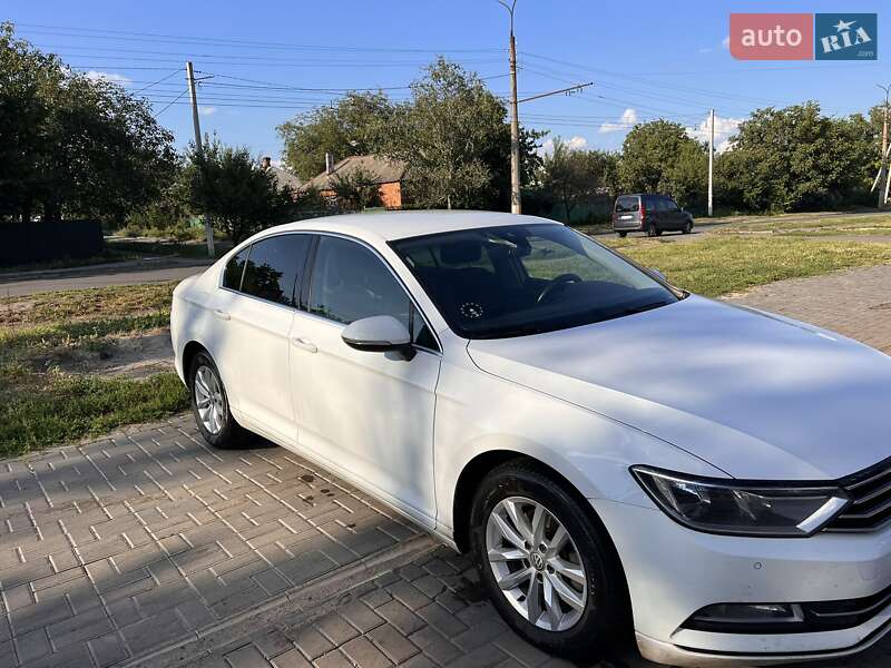 Седан Volkswagen Passat 2018 в Славянске