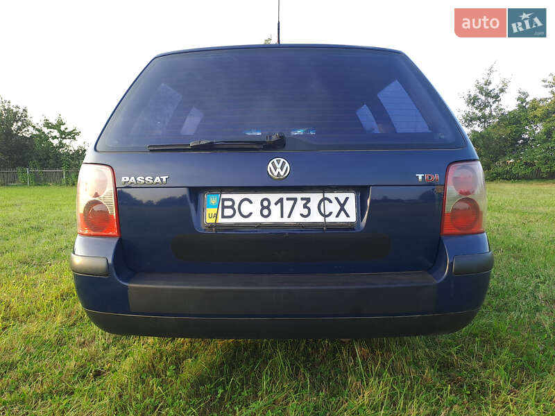 Універсал Volkswagen Passat 2002 в Рава-Руській