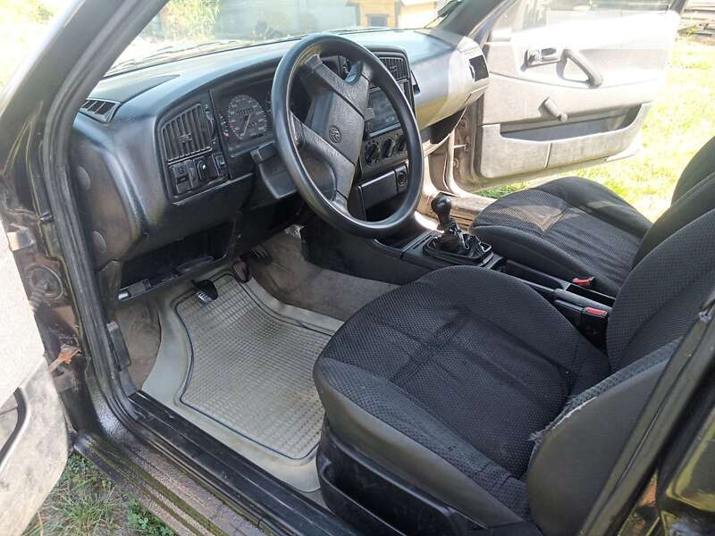 Універсал Volkswagen Passat 1989 в Калуші