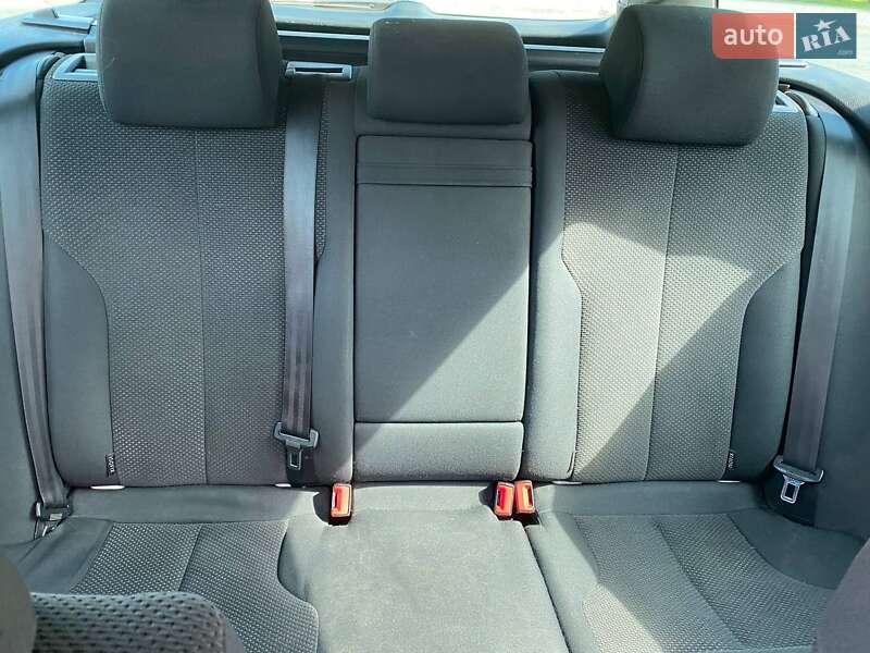 Универсал Volkswagen Passat 2010 в Харькове