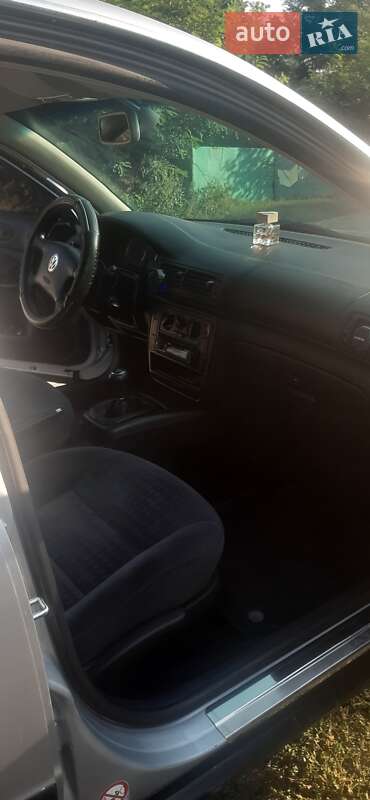 Седан Volkswagen Passat 2001 в Томашполі