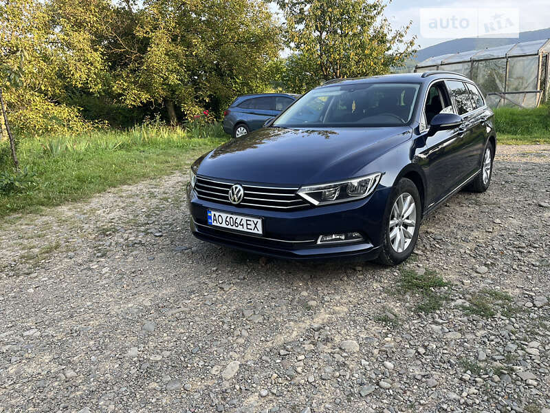 Универсал Volkswagen Passat 2017 в Ужгороде