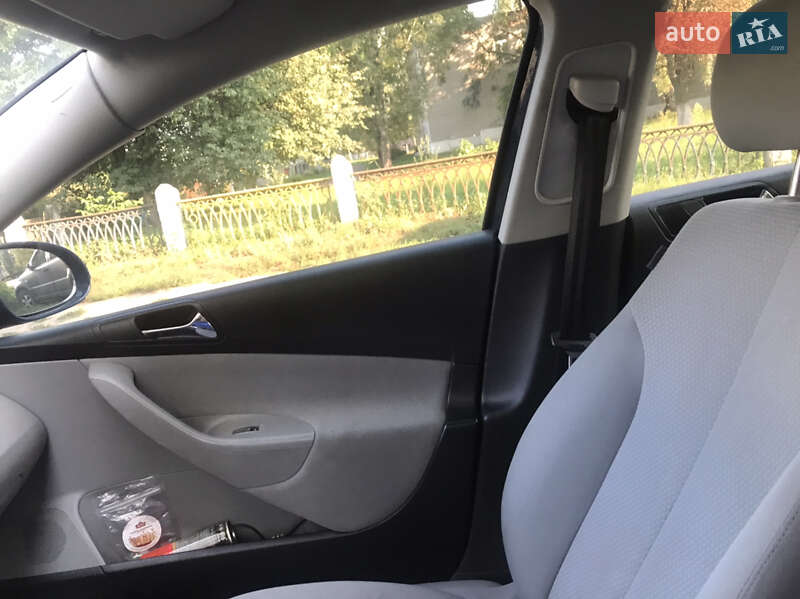Седан Volkswagen Passat 2005 в Шостке