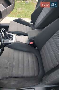 Универсал Volkswagen Passat 2005 в Луцке