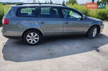 Универсал Volkswagen Passat 2005 в Луцке