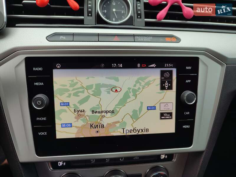 Універсал Volkswagen Passat 2017 в Вишгороді