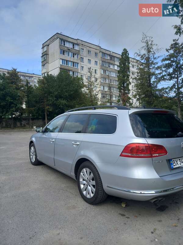 Универсал Volkswagen Passat 2013 в Хмельницком