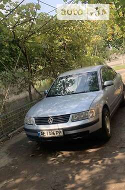 Седан Volkswagen Passat 2000 в Кривому Розі