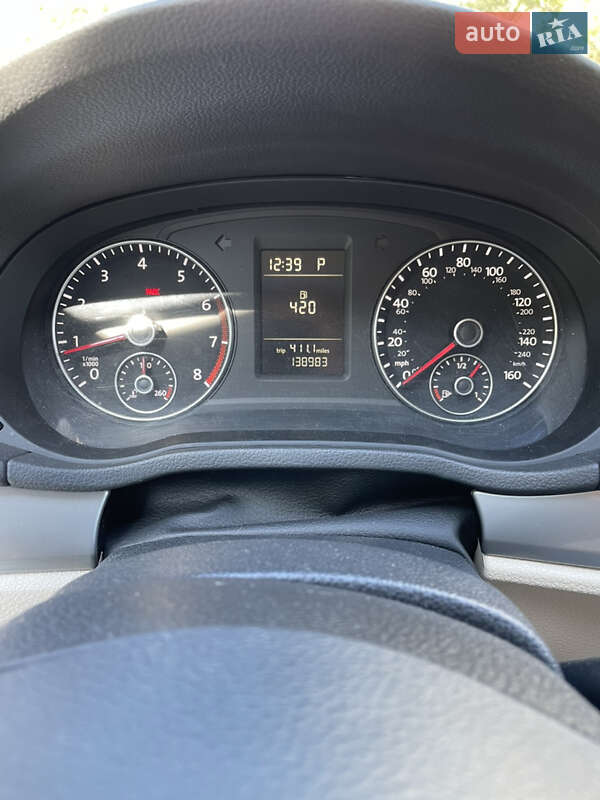 Седан Volkswagen Passat 2015 в Харкові