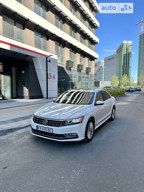 Седан Volkswagen Passat 2016 в 