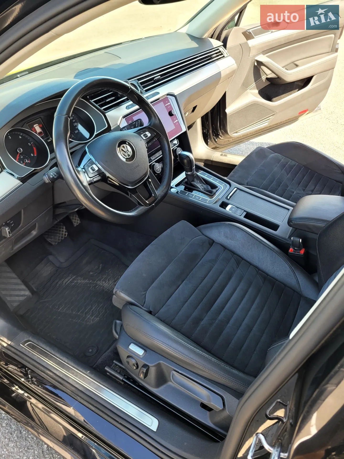 2017 Volkswagen Passat - мініатюра 15