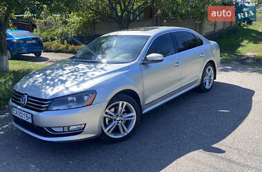 Седан Volkswagen Passat 2014 в Києві