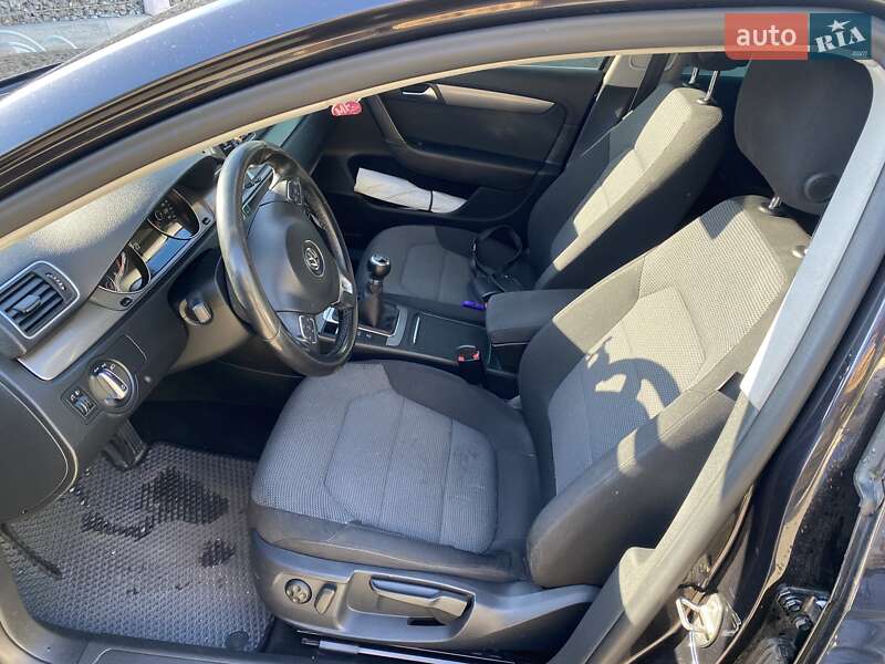 Универсал Volkswagen Passat 2010 в Овруче