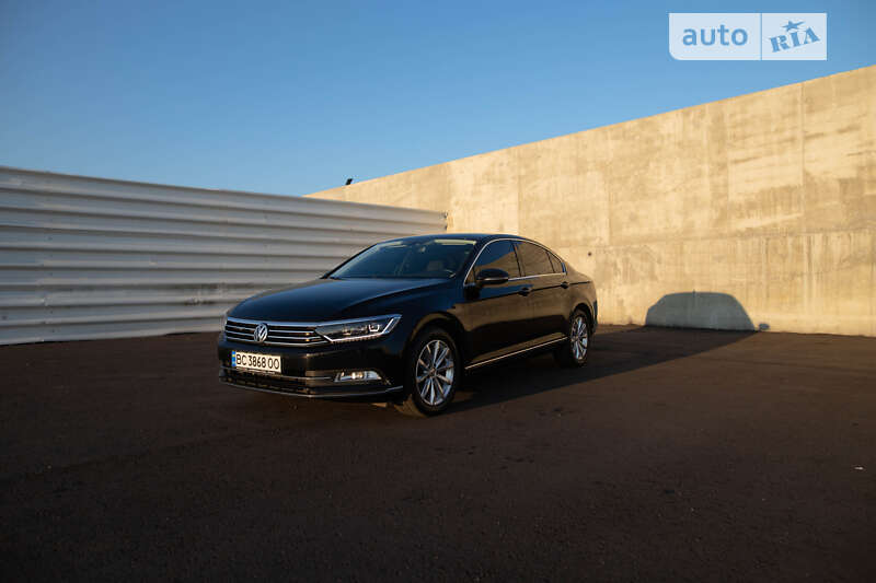 Седан Volkswagen Passat 2017 в Львове