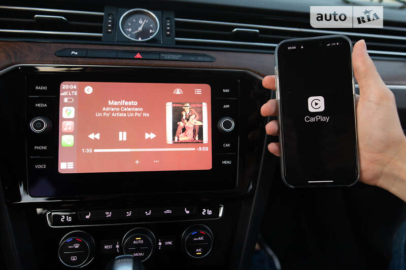 Седан Volkswagen Passat 2017 в Львове