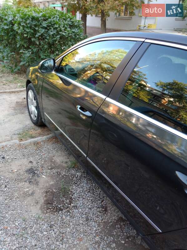 Седан Volkswagen Passat 2005 в Запоріжжі