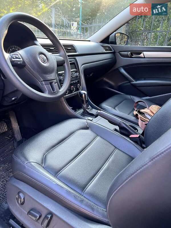 Седан Volkswagen Passat 2013 в Надворной