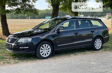 Универсал Volkswagen Passat 2009 в Умани