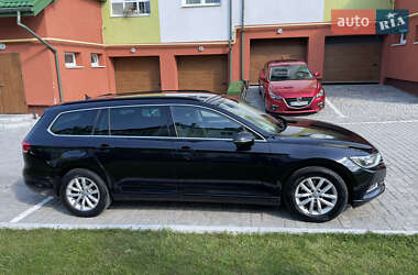 Универсал Volkswagen Passat 2016 в Львове