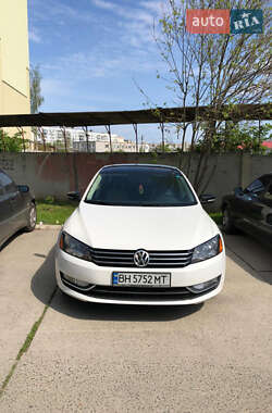 Седан Volkswagen Passat 2015 в 