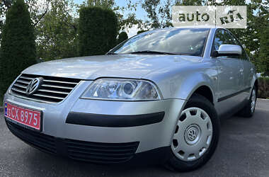 Седан Volkswagen Passat 2002 в Харькове