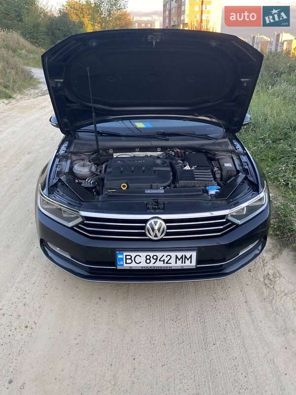 Універсал Volkswagen Passat 2015 в Львові