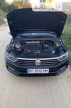 Универсал Volkswagen Passat 2015 в Львове