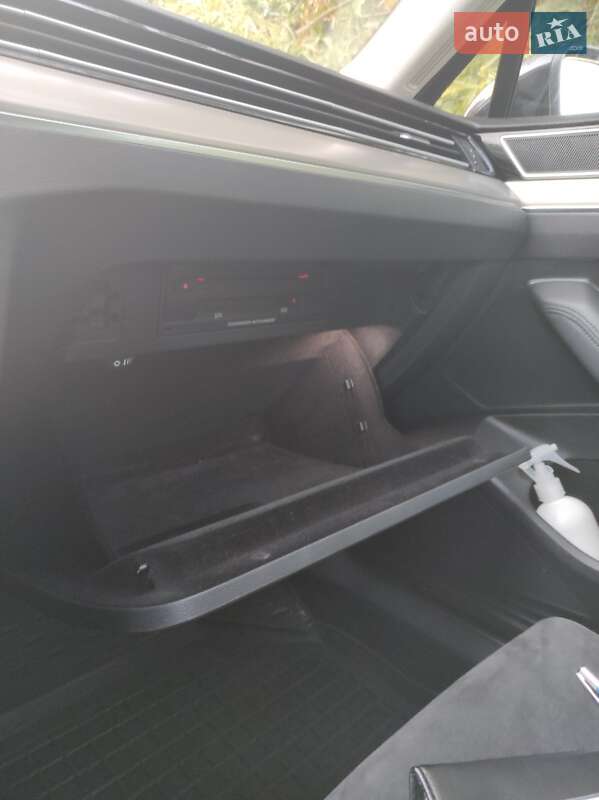 Універсал Volkswagen Passat 2015 в Львові