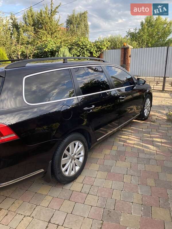 Универсал Volkswagen Passat 2013 в Ужгороде