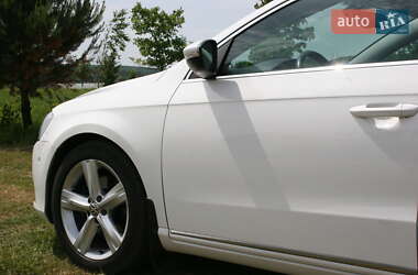 Универсал Volkswagen Passat 2011 в 