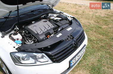 Универсал Volkswagen Passat 2011 в 