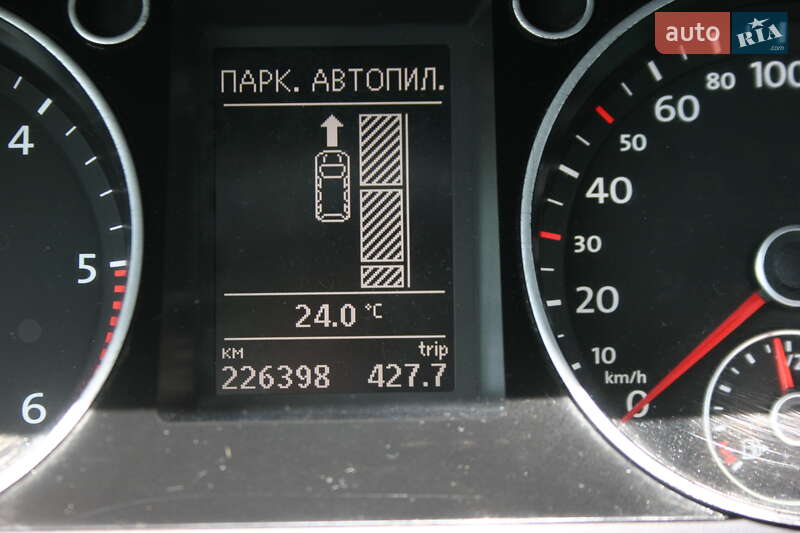 Универсал Volkswagen Passat 2011 в Черновцах