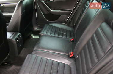 Универсал Volkswagen Passat 2011 в 