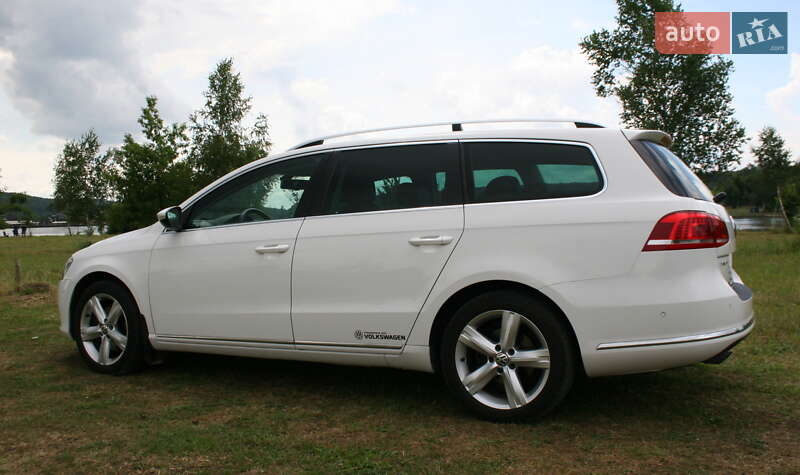 Универсал Volkswagen Passat 2011 в Черновцах