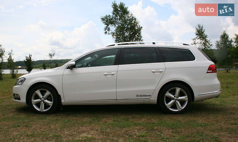 Универсал Volkswagen Passat 2011 в Черновцах