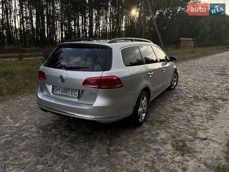 Универсал Volkswagen Passat 2011 в Львове