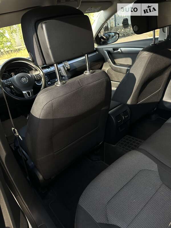 Универсал Volkswagen Passat 2014 в Тернополе фото 20 Универсал Volkswagen Passat 2014 в Тернополе