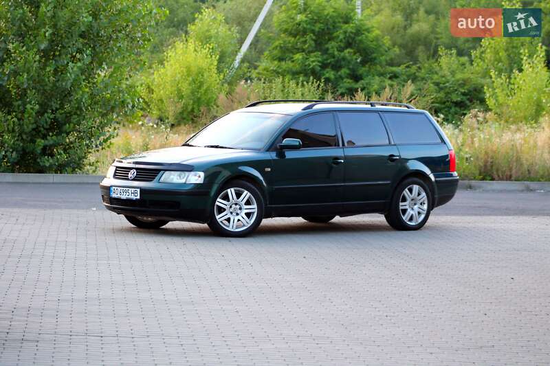 Універсал Volkswagen Passat 1998 в Мукачевому