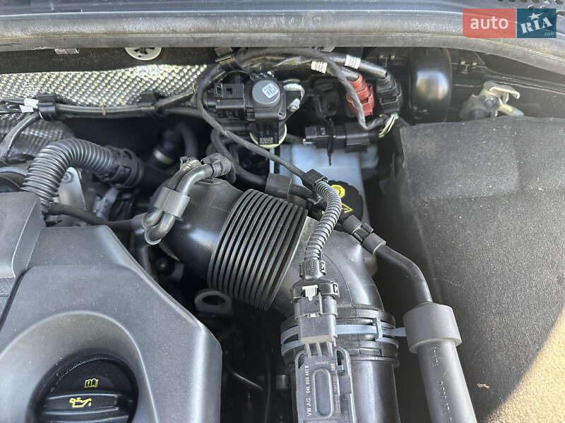 Універсал Volkswagen Passat 2017 в Запоріжжі