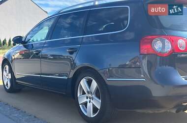 Универсал Volkswagen Passat 2008 в Киеве