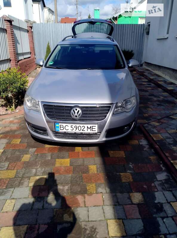 Универсал Volkswagen Passat 2008 в Дрогобыче