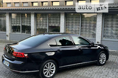 Седан Volkswagen Passat 2016 в 
