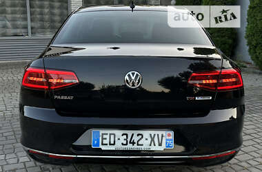 Седан Volkswagen Passat 2016 в 