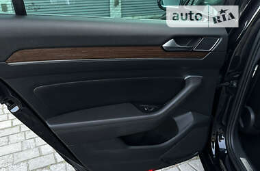 Седан Volkswagen Passat 2016 в 