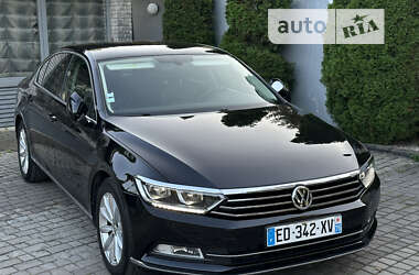 Седан Volkswagen Passat 2016 в 
