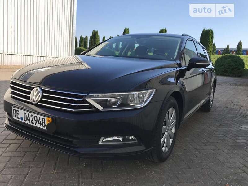 Універсал Volkswagen Passat 2017 в Володимирі
