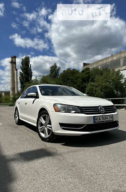 Седан Volkswagen Passat 2013 в 