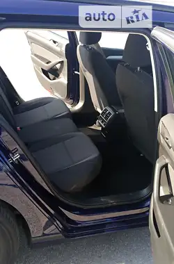 Volkswagen Passat 2019