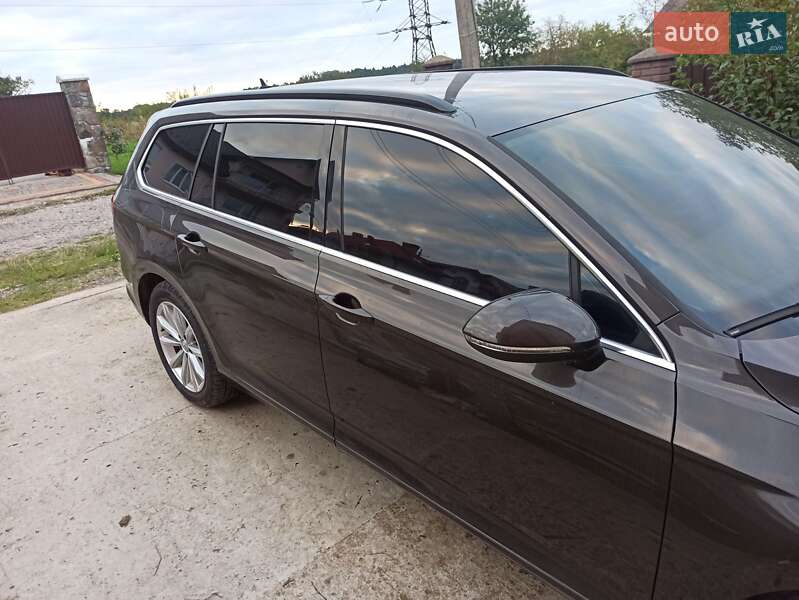 Універсал Volkswagen Passat 2017 в Дрогобичі